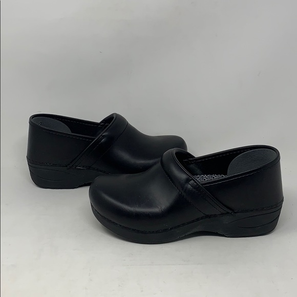 dansko 38 wide